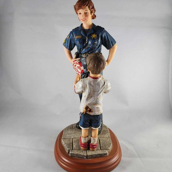 EUC - Blue Hats of Bravery Series from Vanmark "A Gift of Thanks" Edition 1/1651 - Picture 2 of 5